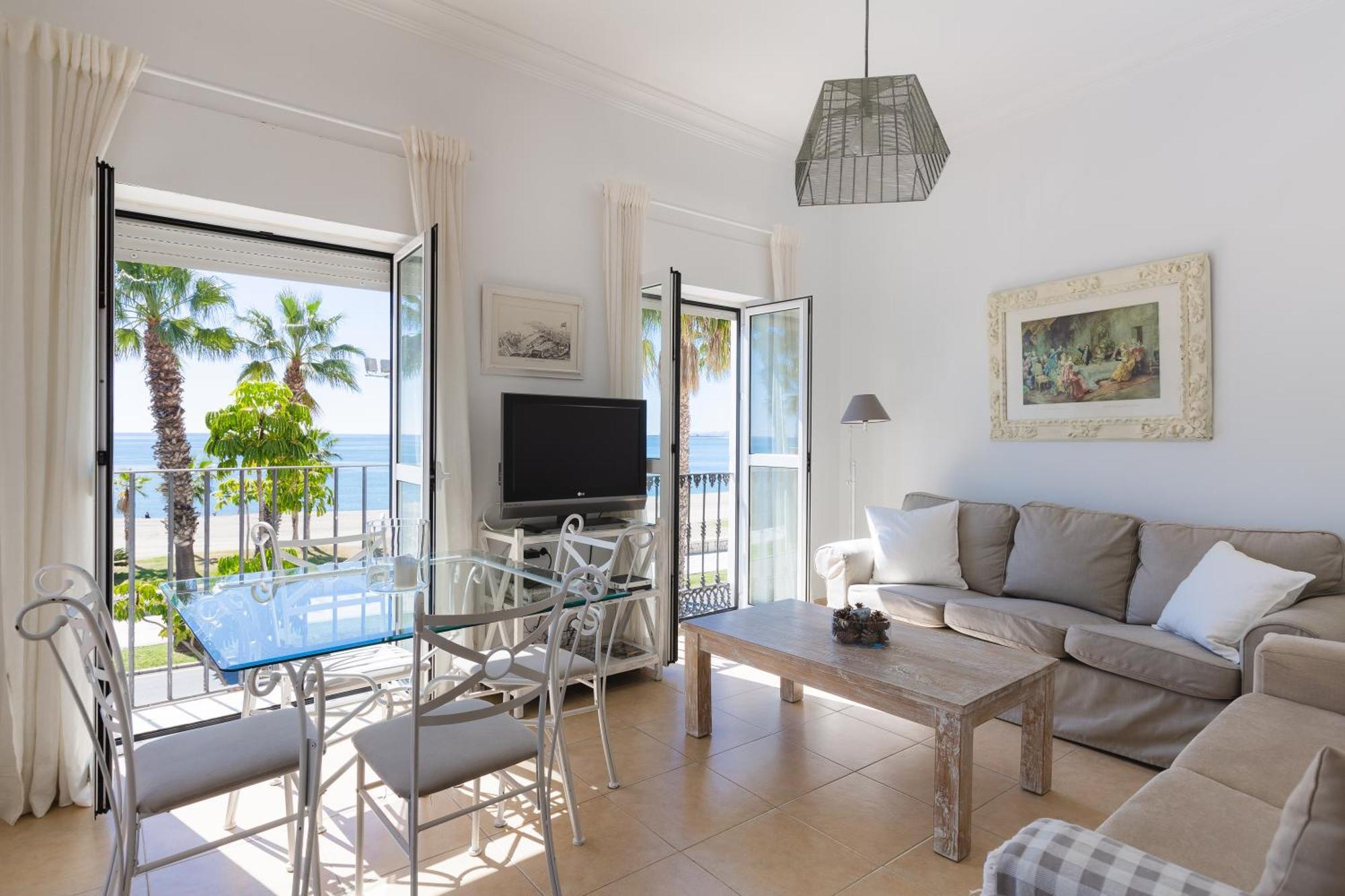 Apartamento Con Encanto En Primera Linea De Playa Málaga Eksteriør billede