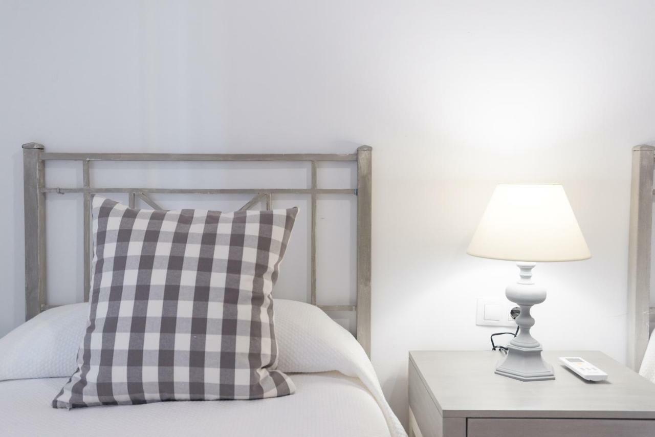 Apartamento Con Encanto En Primera Linea De Playa Málaga Eksteriør billede